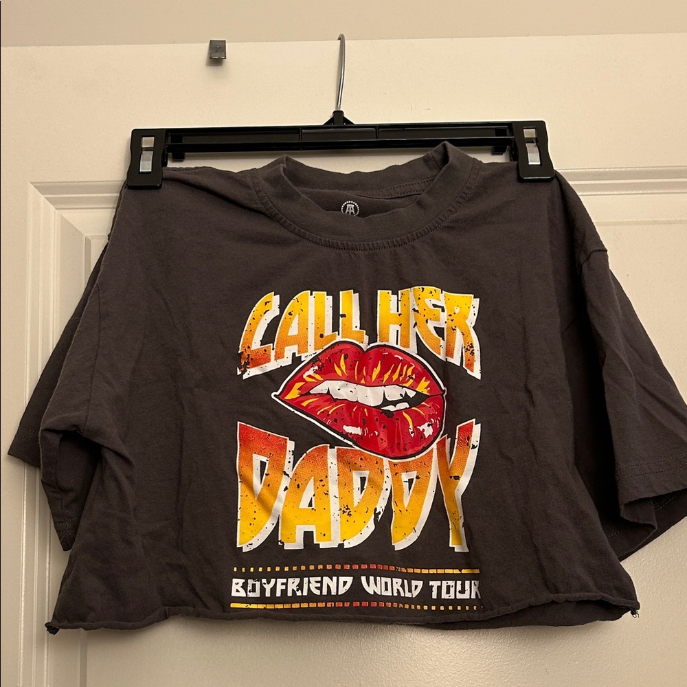 Call Her Daddy Boyfriend World Tour Crop Top - Black